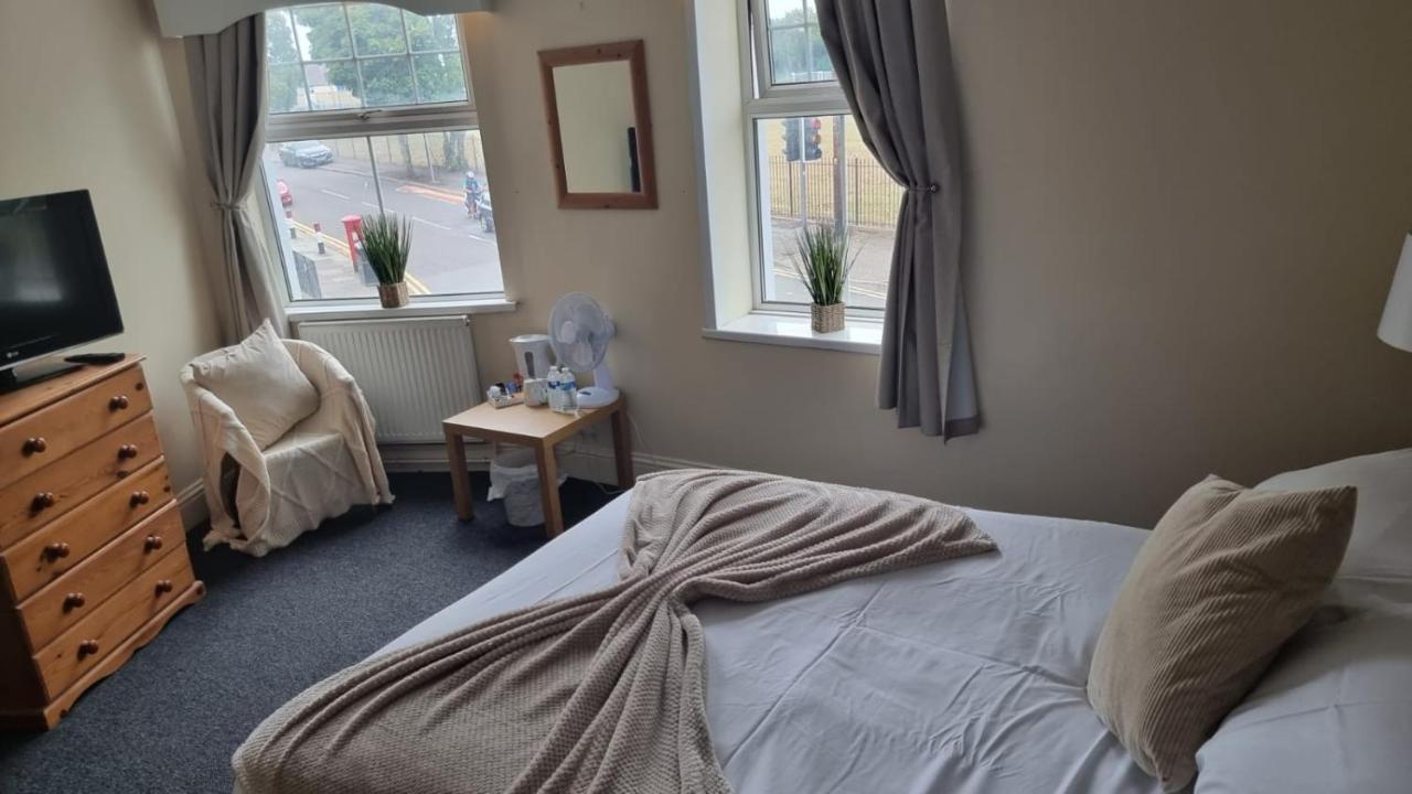 קארדיף Cefn Mably Bar And Rooms מראה חיצוני תמונה
